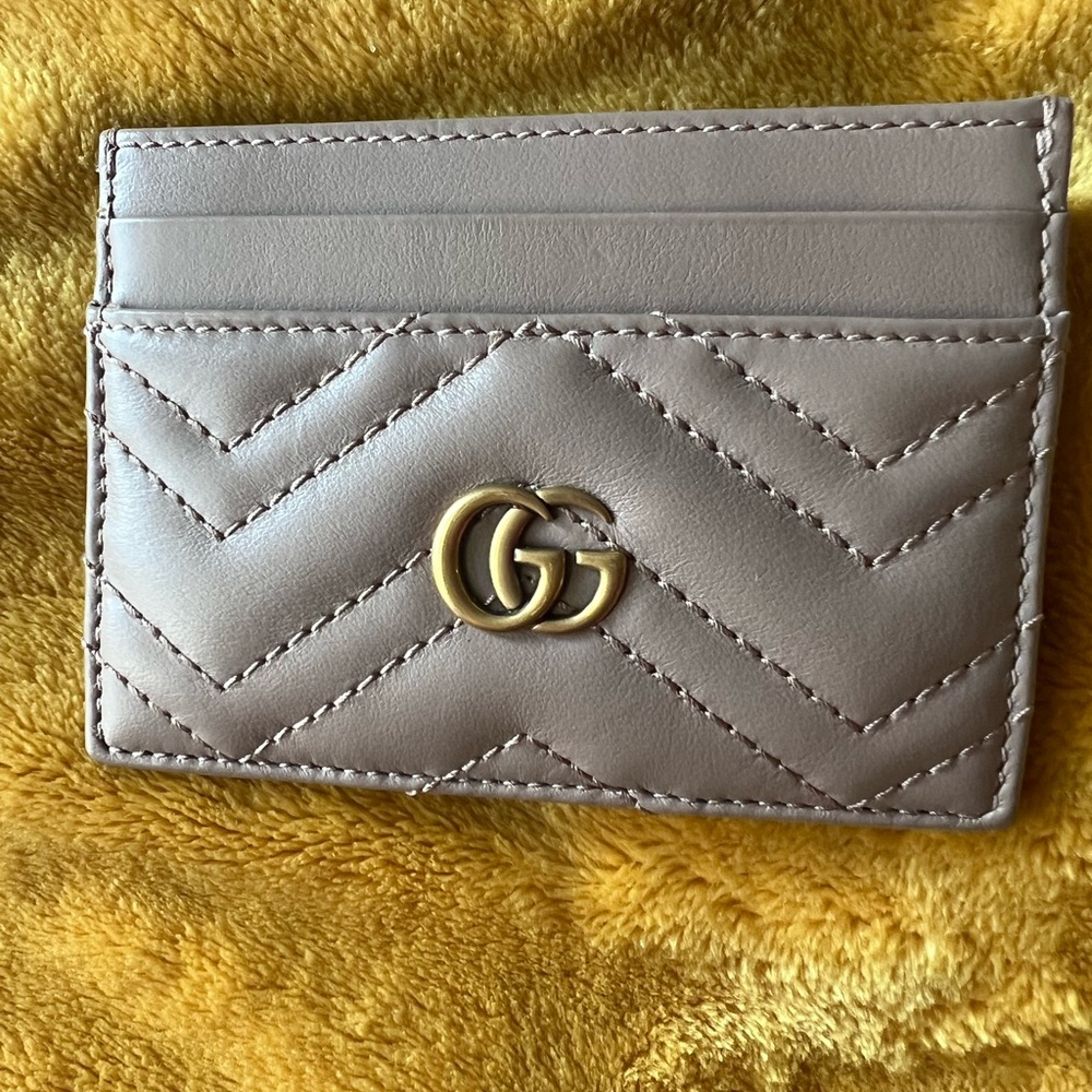 Tan Gucci card holder / wallet